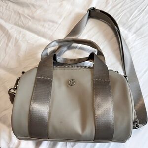 Lululemon bag crossbody